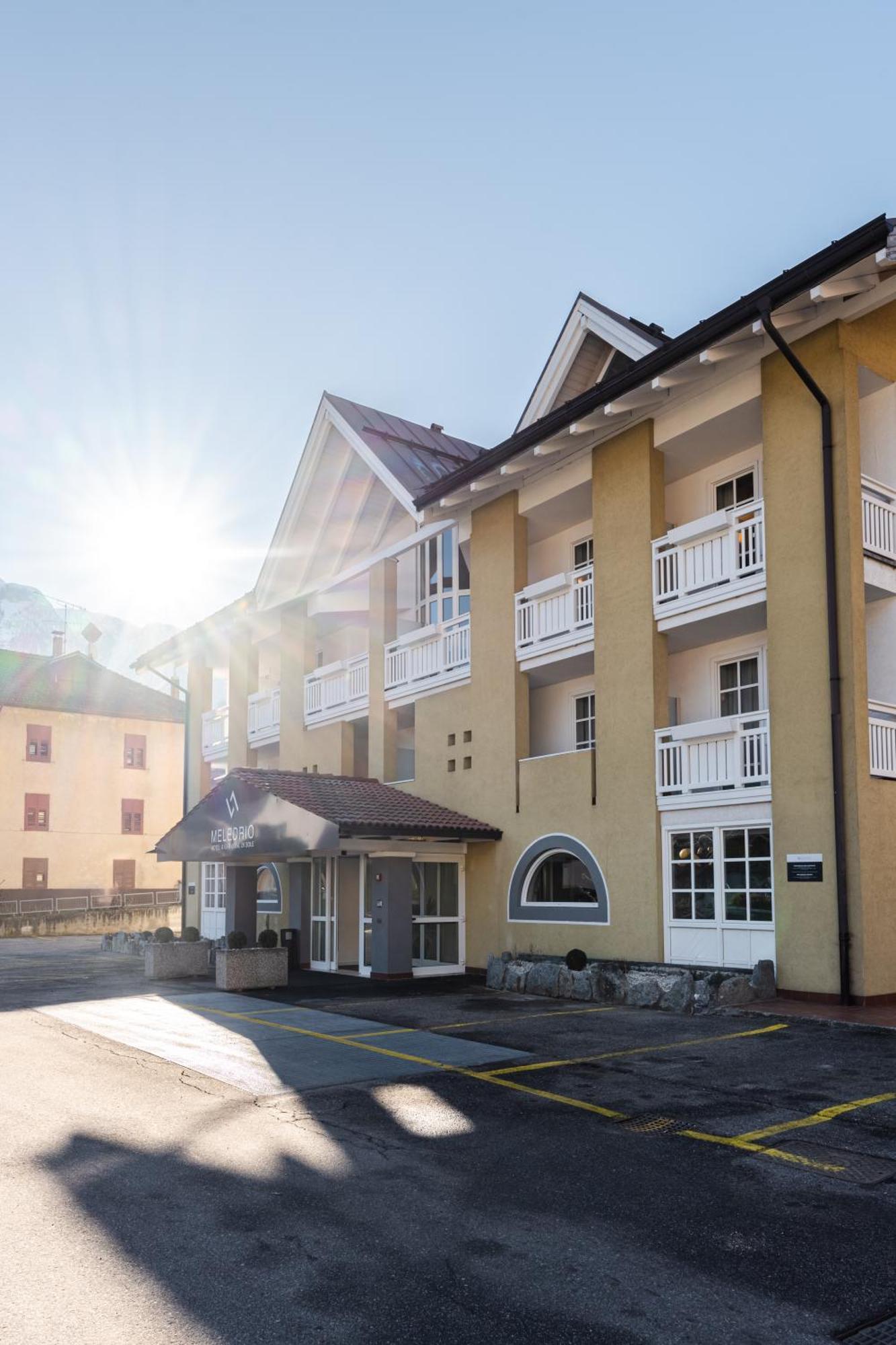 Hotel Garni Meledrio Dimaro Exterior foto