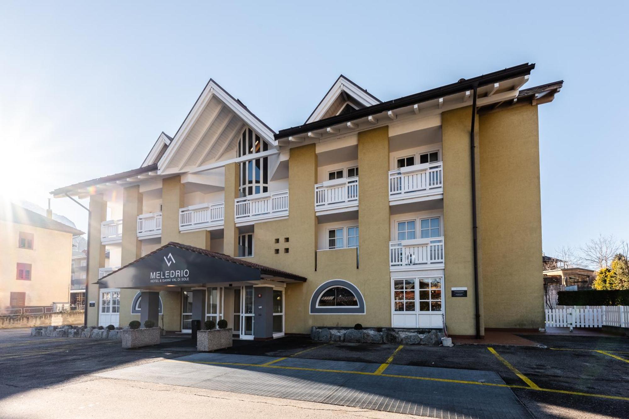 Hotel Garni Meledrio Dimaro Exterior foto